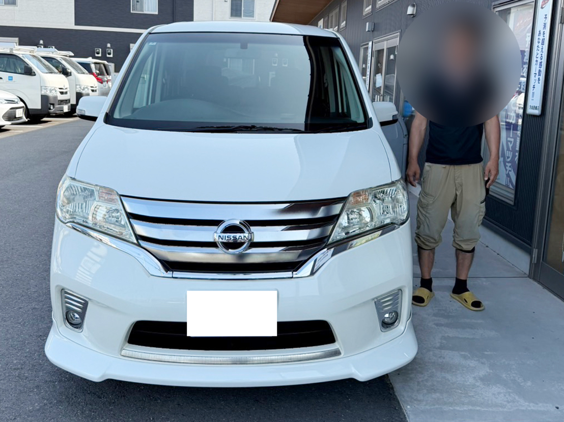 日産　セレナ
