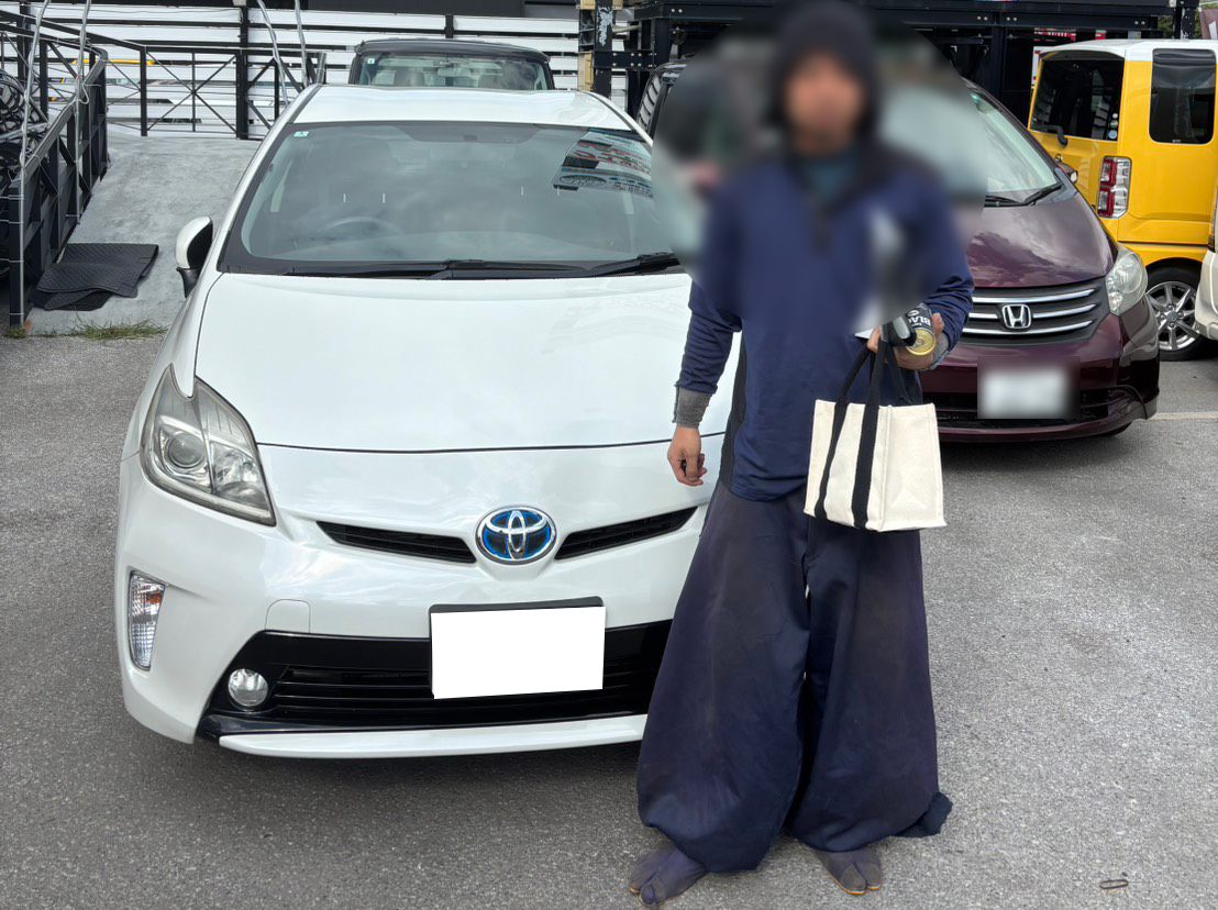 トヨタ　プリウス